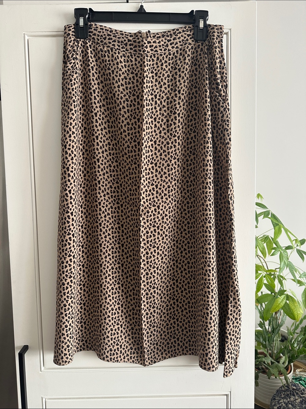 Leopard Print A-Line Midi Skirt in Beige and Black.. has pockets